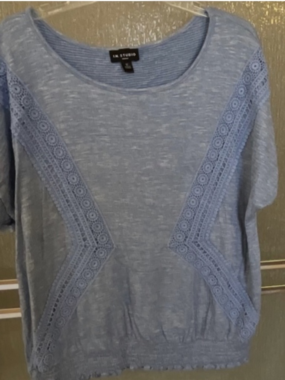 I.N. STUDIO Women's blue top with lace , plus size 1X - Picture 2 of 5